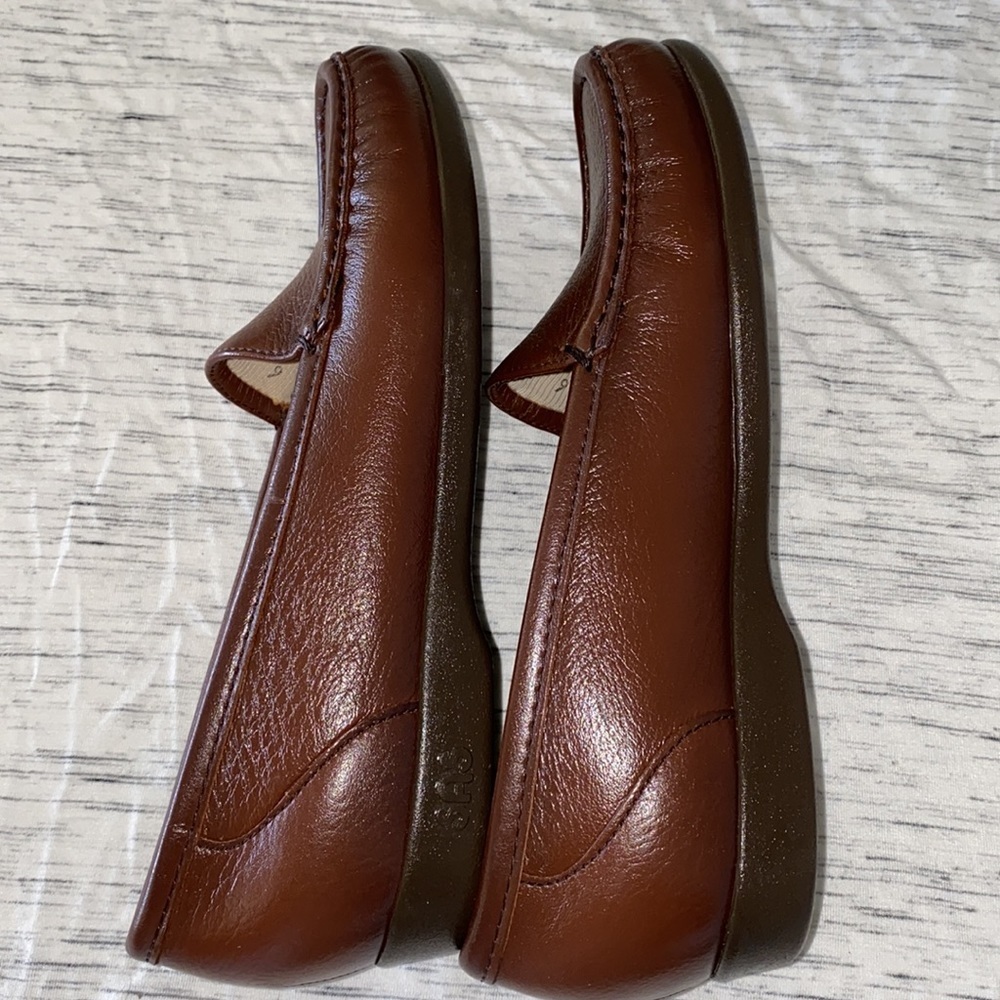 SAS simply slip on loafer dark brown size 6 medium - Picture 10 of 11